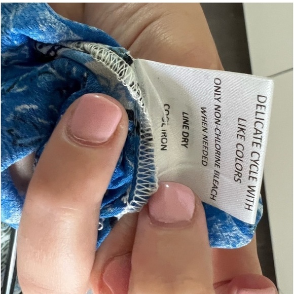 ⭐️Love Kyla,Tyra Tunic Top, fringe boho | size medium, Beautiful Blue, EUC - Picture 7 of 10